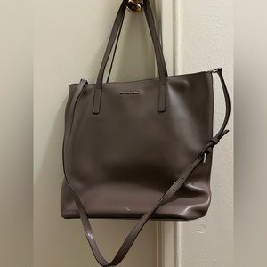 Michael kors tote bag